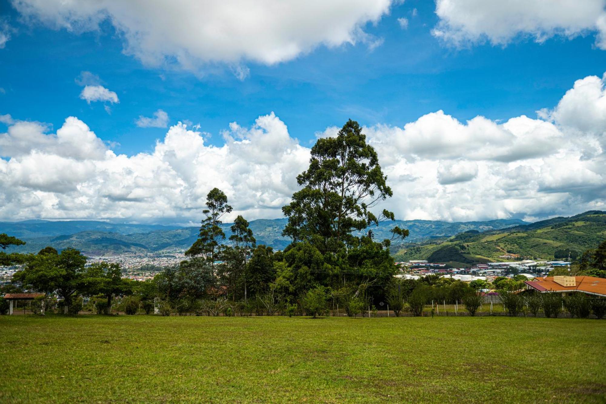 Country House, Cozy Fireplace And An Amazing View Villa Cartago Exterior photo